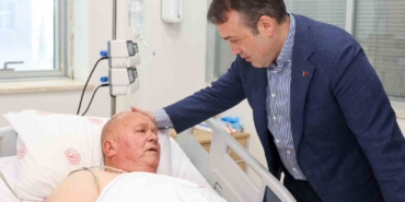 Vali Sözer’den muhtara geçmiş olsun ziyareti