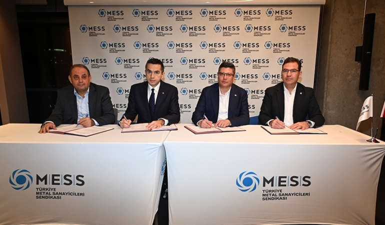 Metaş işçileri kazandı, TOFAŞ’ta büyük kutlama