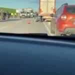 Edirne’de peş peşe kazalar: Hamzabeyli yolunda otomobil tıra çarptı, Demirhamlı’da tır sulama kanalında durabildi
