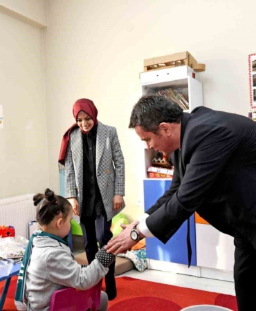 Başkan Aydın, özel Gereksinimli çocukların karne sevincini paylaştı