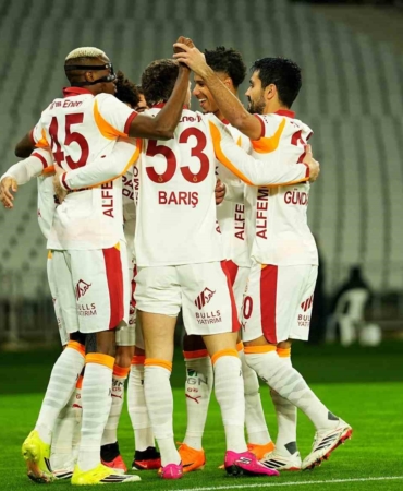 Galatasaray, ocak ayında 7 maça çıktı