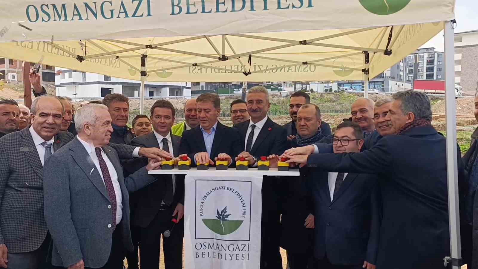 Osmangazi Demirtaş Sakarya Mahallesi’nde kapalı pazar alanının temeli atıldı
