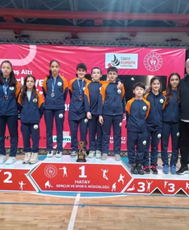 Osmangazili badmintoncular, Türkiye Şampiyonası’nda parladı