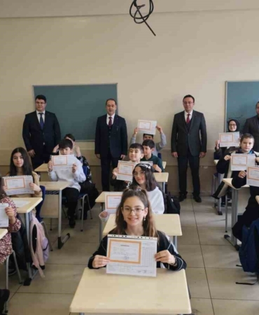 Bandırma’da 28 bin öğrenci yarıyıl tatiline girdi