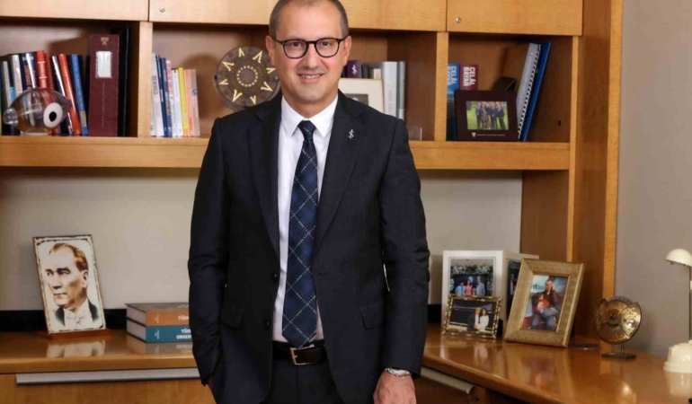 İş Bankası yeni sadakat programı İş Black’i duyurdu