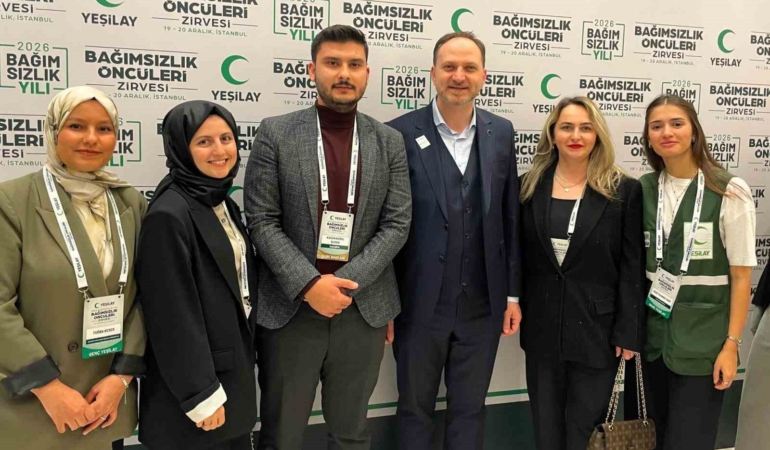 SUBÜ Yeşilay Topluluğu öğrencileri, Bağımsızlık Öncüleri Zirvesi’nde yer aldı