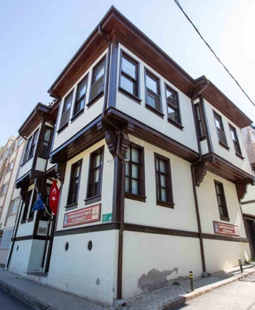 Bursa’nın bilgiye açılan kapılarına yoğun ilgi