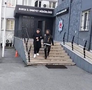 Bursa’da uyuşturucu ticareti suçundan aranan 3 kişi yakalandı