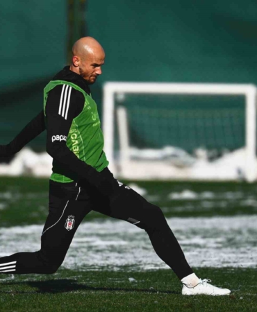 Beşiktaş, Antalya kampı öncesi son idmanını İstanbul’da yaptı