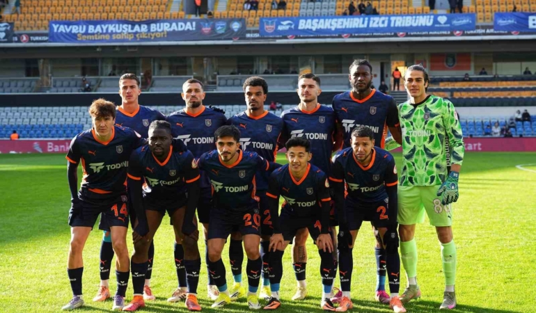 Ziraat Türkiye Kupası: RAMS Başakşehir: 0 - Boluspor: 0 (Maç devam ediyor)