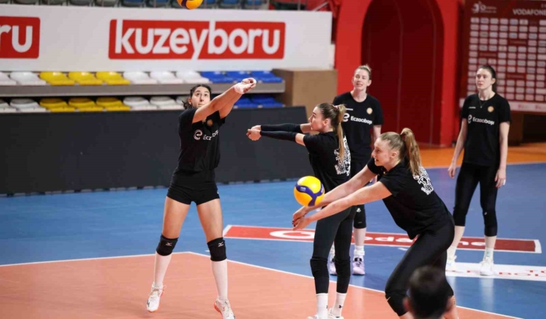 Eczacıbaşı Dynavit, ikinci yarının ilk karşılaşmasına hazır