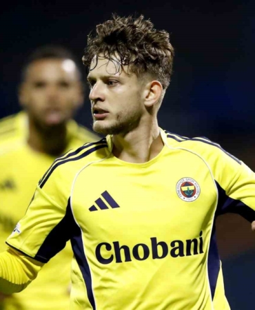 Sebastian Szymanski, Rennes’e transfer oldu