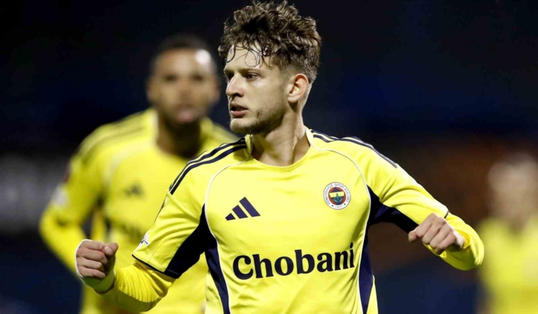 Sebastian Szymanski, Rennes’e transfer oldu