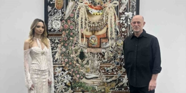 Tosyalı, genç sanatçıları destekleyerek kültürel üretime katkısını sürdürüyor