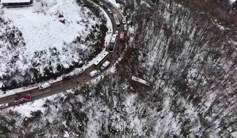 Kartepe’de otobüsün şarampole uçtuğu kazada yaralı sayısı 39’a yükseldi