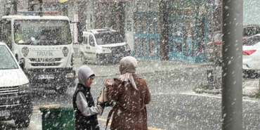 İstanbul’da kar yağışı etkili oluyor