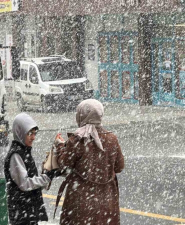 İstanbul’da kar yağışı etkili oluyor
