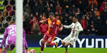 Trendyol Süper Lig: Galatasaray: 0 - Gaziantep FK: 0 (İlk yarı)