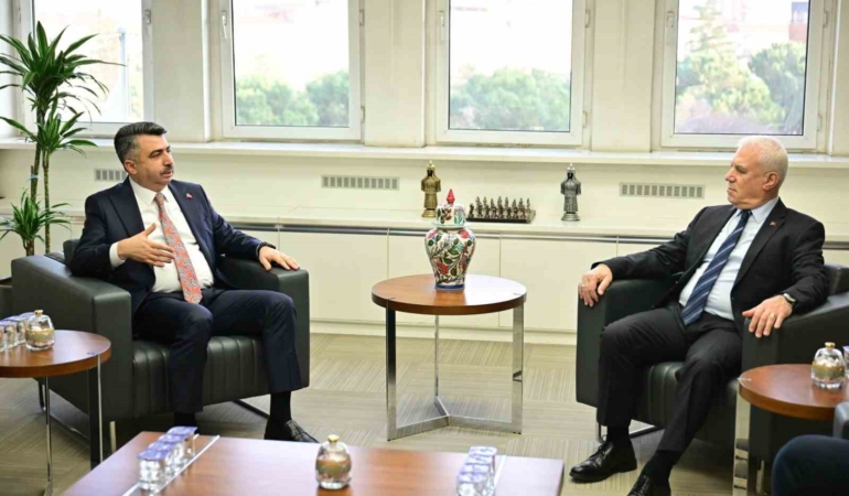 Oktay Yılmaz’dan sert tepki: "Bu saldırı demokratik değerlere aykırıdır"