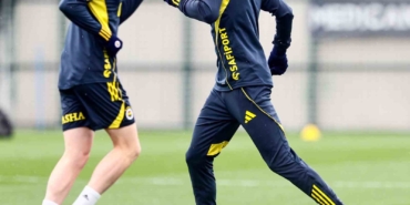 Fenerbahçe’de FCSB maçının hazırlıkları başladı