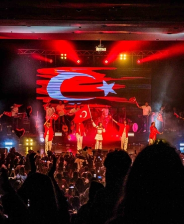 Melis Fis, 1 yılda Türkiye’nin 81 ilinde sahne aldı