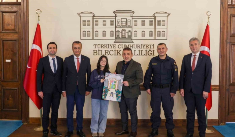 Bilecik’te ‘Bilinçli Tüketici Olmak’ konulu resim yarışmasında birinci oldu
