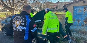 Kırklareli’nde atıl durumdaki park edilmiş araçlar kaldırılıyor