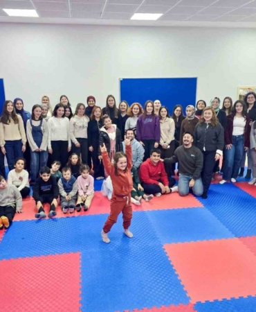 Özel eğitim öğrencileri BŞEÜ’de oyunla öğrenmenin keyfini yaşadı