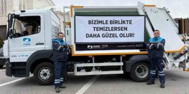 Pendik’te çöp kamyonlarını gören vatandaşlar gözlerine inanamadı