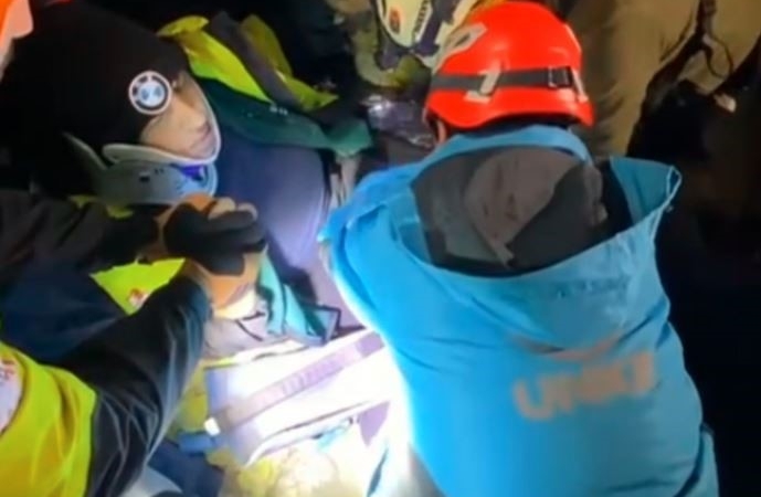 Sarıyer’de kaybolduktan 7 saat sonra bulunan kadının kurtarılma anları ortaya çıktı