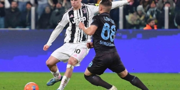 Juventus, Napoli’yi farklı mağlup etti