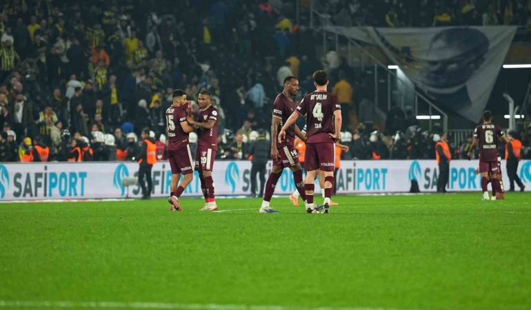 Trendyol Süper Lig: Fenerbahçe: 1 - Göztepe: 1 (Maç sonucu)