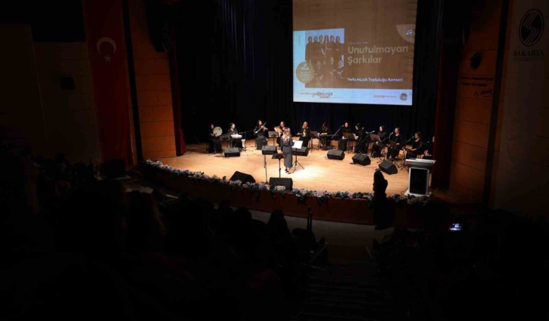 Kadınlara özel "Unutulmayan Şarkılar" konserine yoğun ilgi