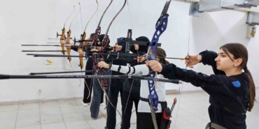 Bilecik’te okçuluk eğitimleri sürüyor