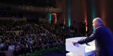 Cumhurbaşkanı Erdoğan: "Gazze’ye konteyner gönderelim diyoruz; ancak Netanyahu denilen bu zalim bu çağrılara asla kulak asmıyor"