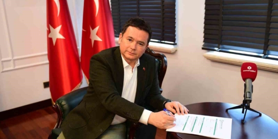 Osmangazi Belediye Başkanı Erkan Aydın, Bursaspor Vakfı Mütevelli Heyeti’ne katıldı