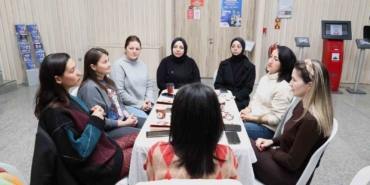 Osmangazi’de Kitapseverlerden Kolektif Okuma Etkinliği