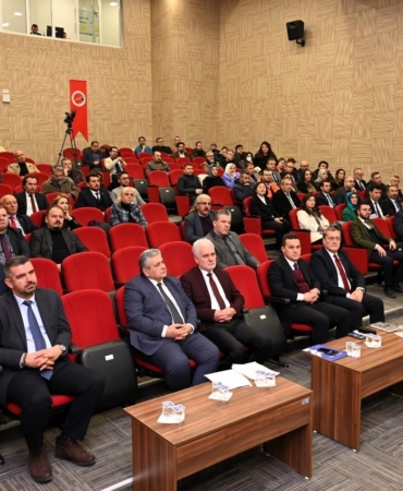 Rektör Sarıbıyık mesleki eğitimin geleceğini anlattı: "+1 modeli dünya standartlarında"