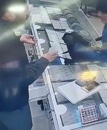 Pendik’te oyuncak silahla soygun girişiminde bulunan şüpheli tutuklandı