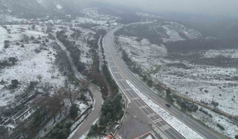 Yalova’da kar yağışı