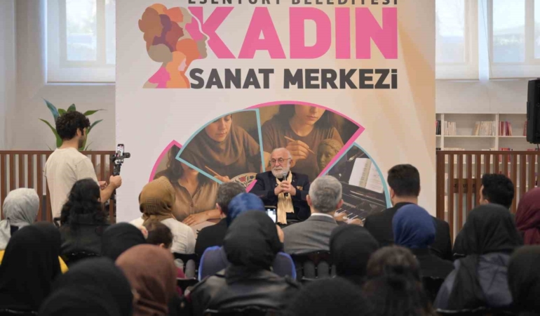 Ebru sanatının Ustası Esenyurt’ta sanatseverlerle buluştu