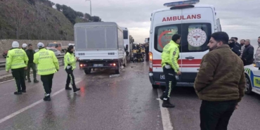 Kocaeli’de 3 araçlı zincirleme kaza: 7 yaralı