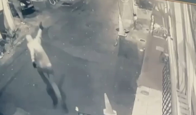 Beyoğlu’nda silahlı çatışma görüntülendi: 1 kişinin öldüğü olaya ilişkin 11 gözaltı