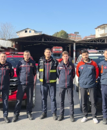 Kocaeli Büyükşehir İtfaiyesi, taşkın riskine karşı Edirne’de