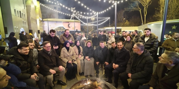 AK Parti İstanbul İl Başkanlığı komşularla aynı sofrada buluştu