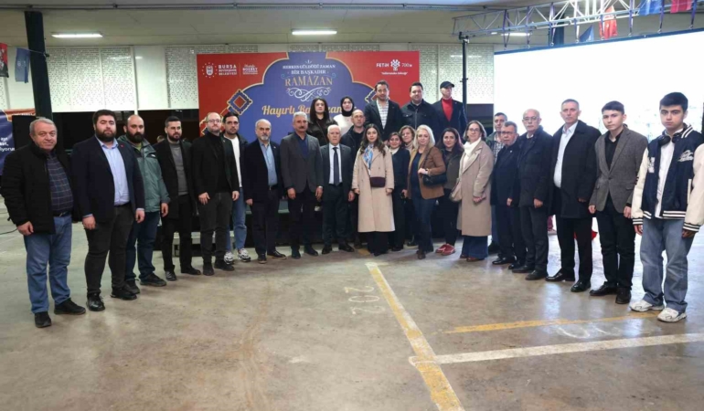 Bursa’da gönüller Büyükşehir’in iftar sofrasında buluştu