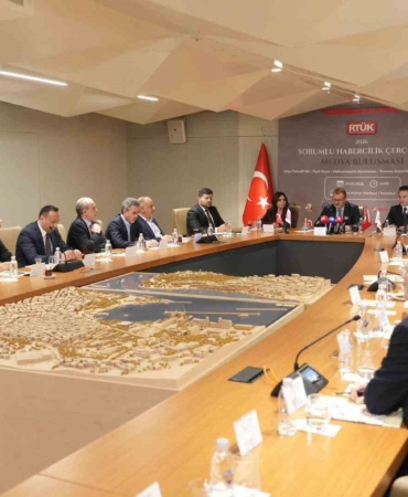 RTÜK Başkanı Daniş: "Sorumlu habercilik, haberi ‘yumuşatmak’ değildir, haberi kamu yararı ekseninde daha doğru, daha ölçülü ve insanı koruyarak sunmaktır"