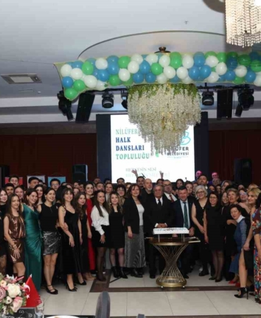 Nilüfer Halk Dansları Topluluğu’ndan 25’inci yıla özel kutlama