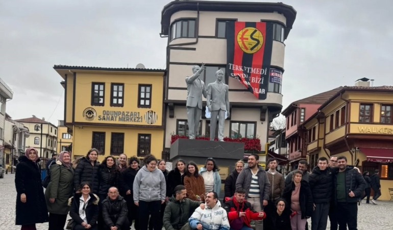 Özel ihtiyaçlı bireylere Eskişehir’de sosyal ve kültürel gezi
