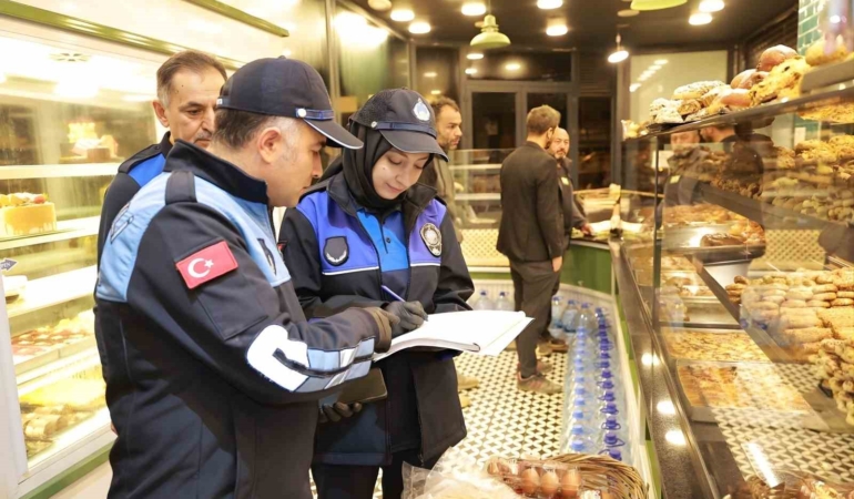 Sultanbeyli’de fırınlara Ramazan denetimi: Eksik tespit edilen işletmelere ceza yağdı